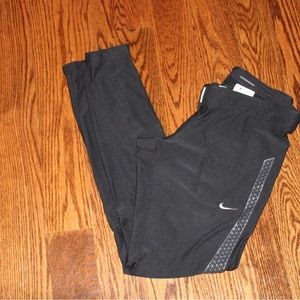 NIKE: Dri-Fit Leggings